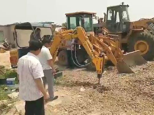 破碎錘施工現場